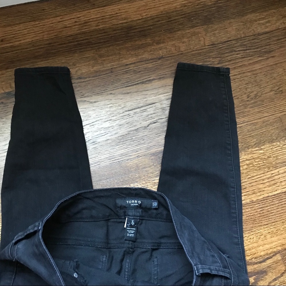 Torrid Jeans - Picture 3 of 6